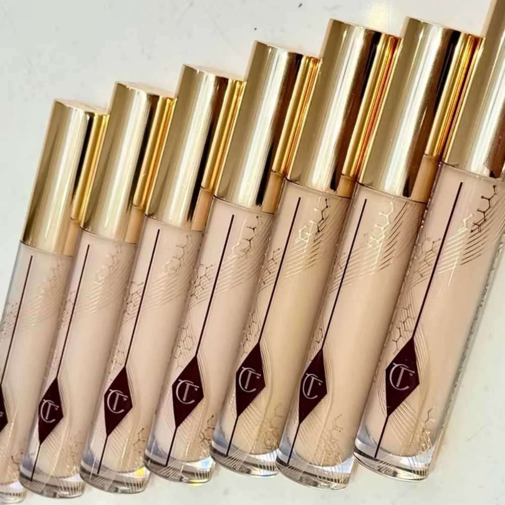 Charlotte Tilbury Hollywood Fl - Makeup Fixing Mist recensione e prezzo