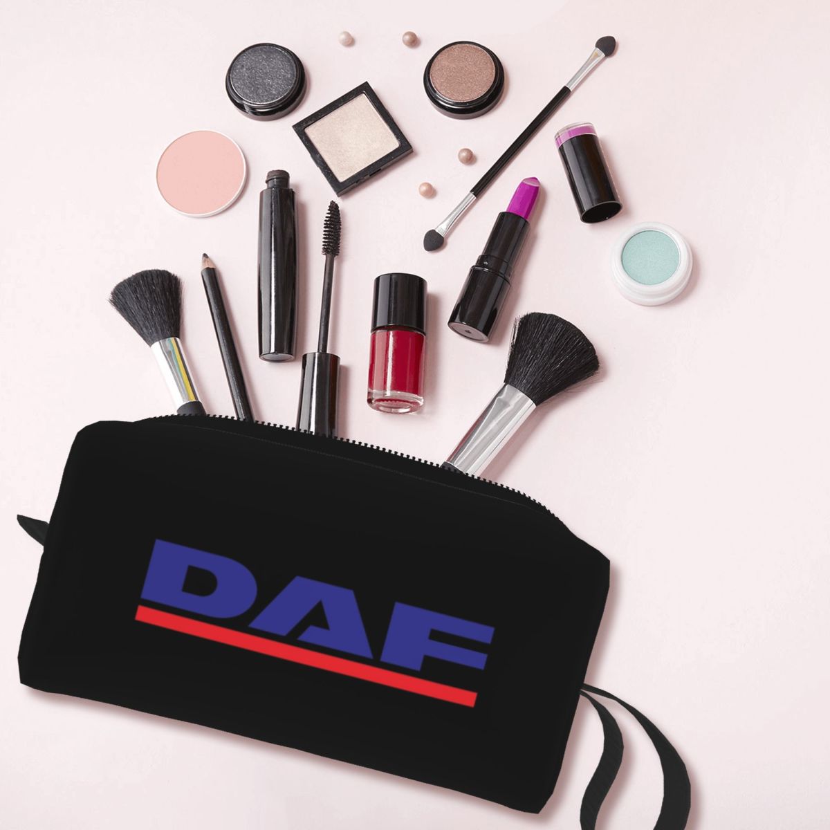 DAF Red Design Best Logo Makeu - Beauty Makeup Logo Design recensione e prezzo