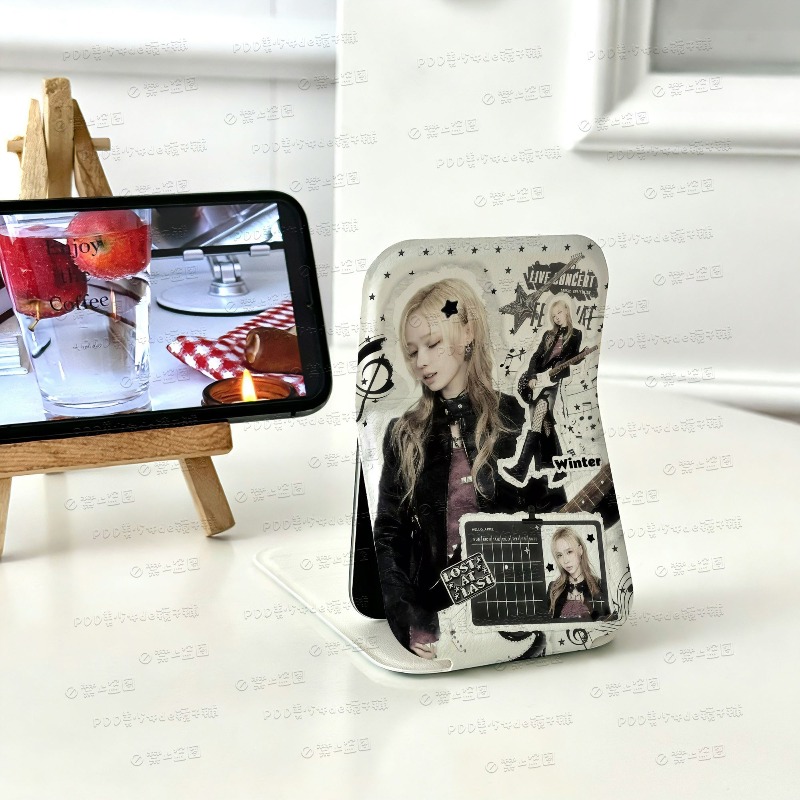 Specchio Pieghevole Mini Aespa - Beauty Of Makeup recensione e prezzo
