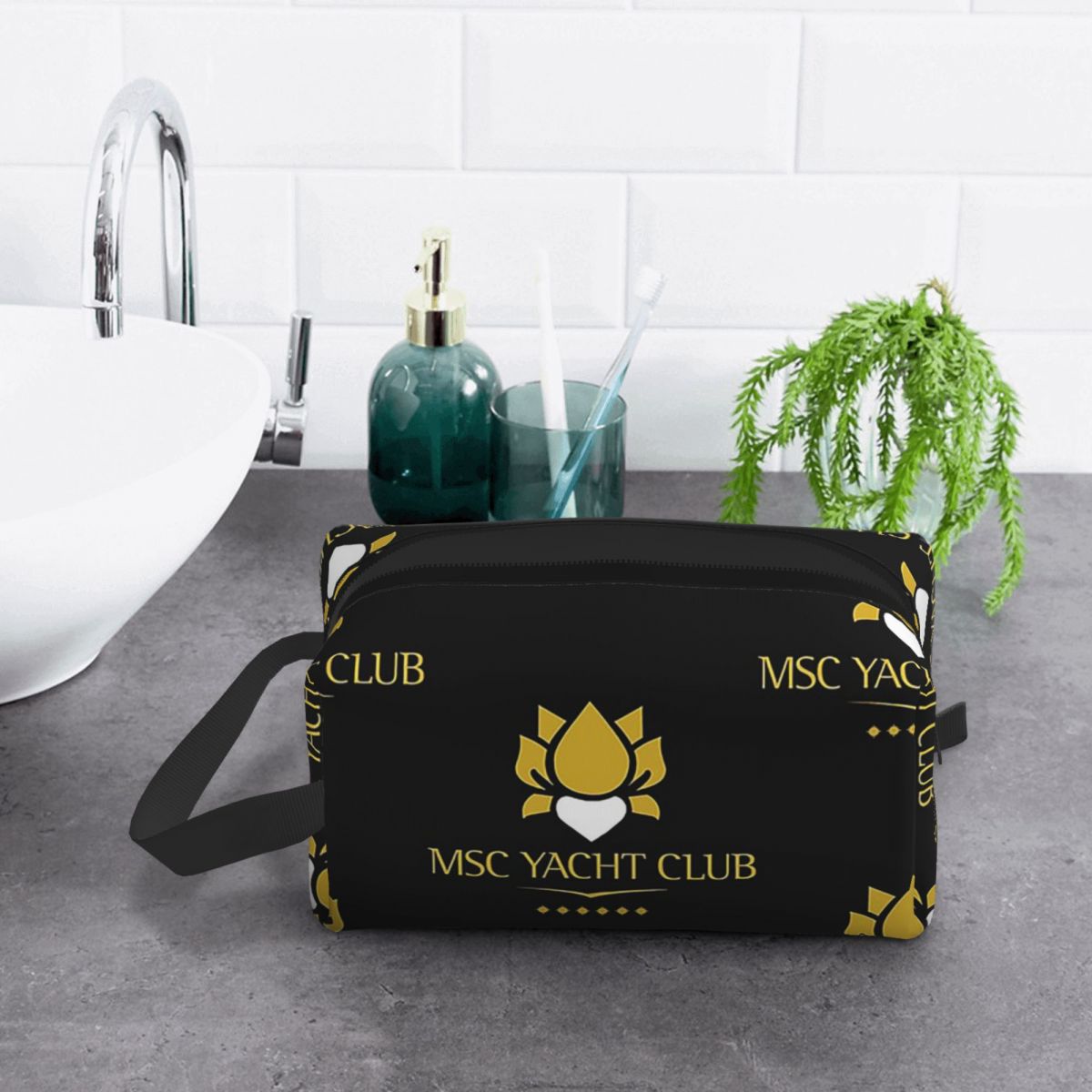Borsa per il Trucco con Logo M - Beauty Makeup Logo Design recensione e prezzo