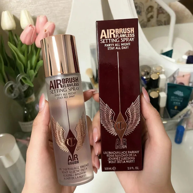 Charlotte Tilbury Ombretto Pig - Makeup Fixing Mist recensione e prezzo
