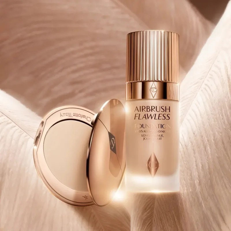 Lucidalabbra Charlotte Tilbury - Makeup Fixing Mist recensione e prezzo